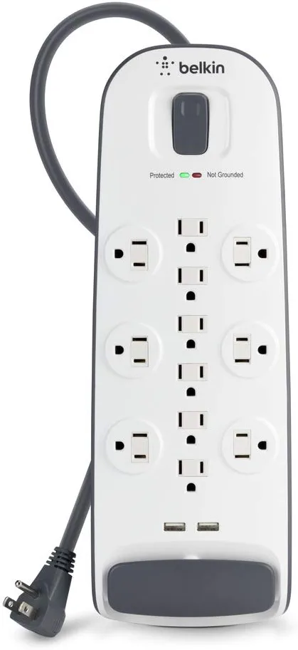 Belkin 12-Outlet Power Strip Surge Protector with USB Ports - The Best Surge Protectors for Home Theaters